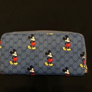 Disney purse